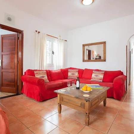 Casa Gegore * Tías